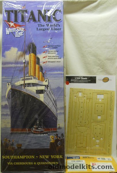 Minicraft 1/350 Deluxe Edition Titanic with ScaleDecks Wood Deck and Six Toms PE Sets, 11315 plastic model kit